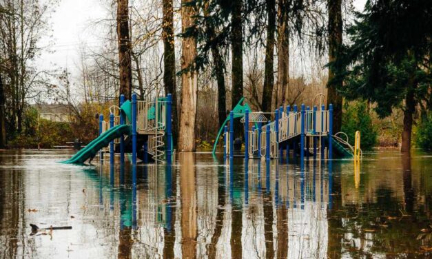 PHOTOS: Roads, parks closed due to Green River flooding Tuesday